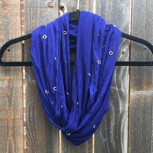 studded infinity scarf